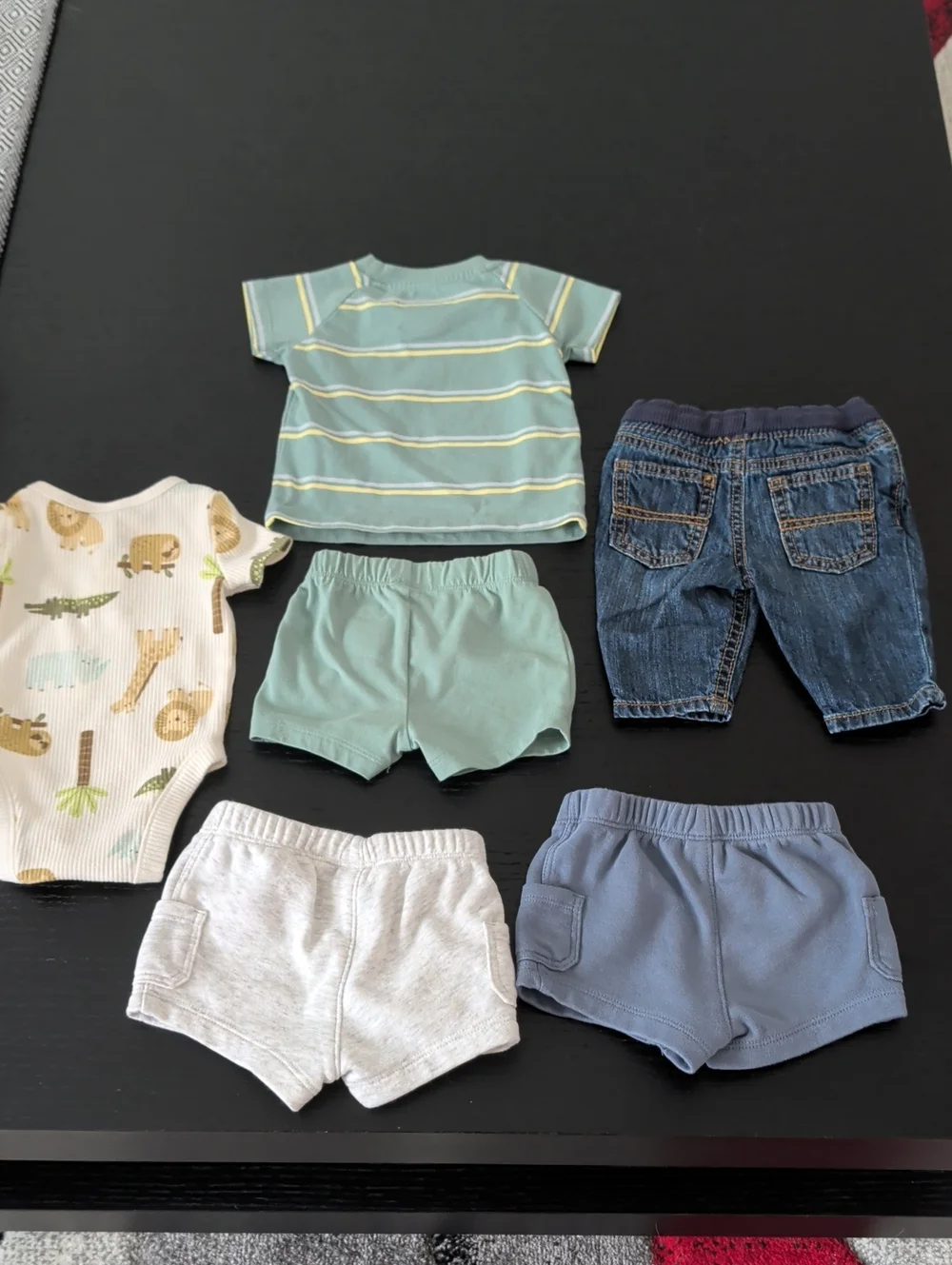 8 Piece Lot Baby Boy 0 - 3 Months Old Navy Safari Onesie Shorts Shirt Jeans
